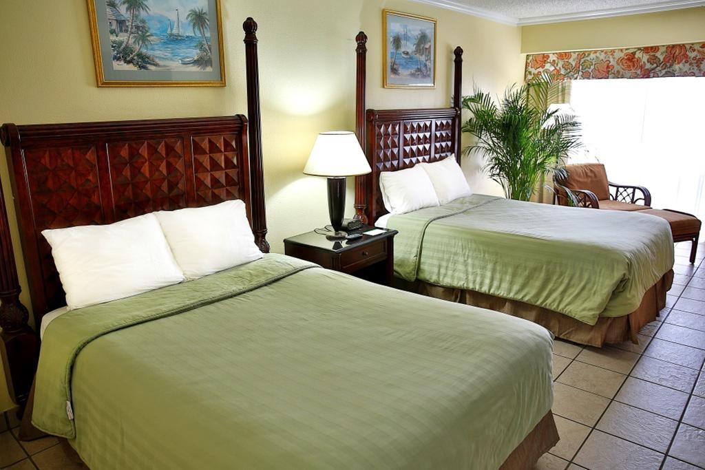 巴哈马天堂岛华威度假酒店 - 全包/仅限成人 Creek Village 客房 照片